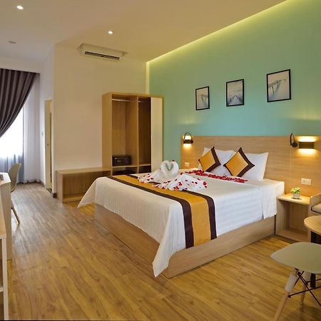 Pandora Saigon Hotel โฮจิมินห์ซิตี้ ภายนอก รูปภาพ