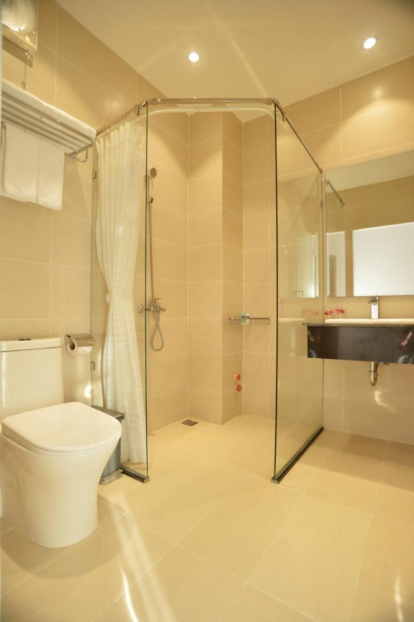 Pandora Saigon Hotel โฮจิมินห์ซิตี้ ภายนอก รูปภาพ