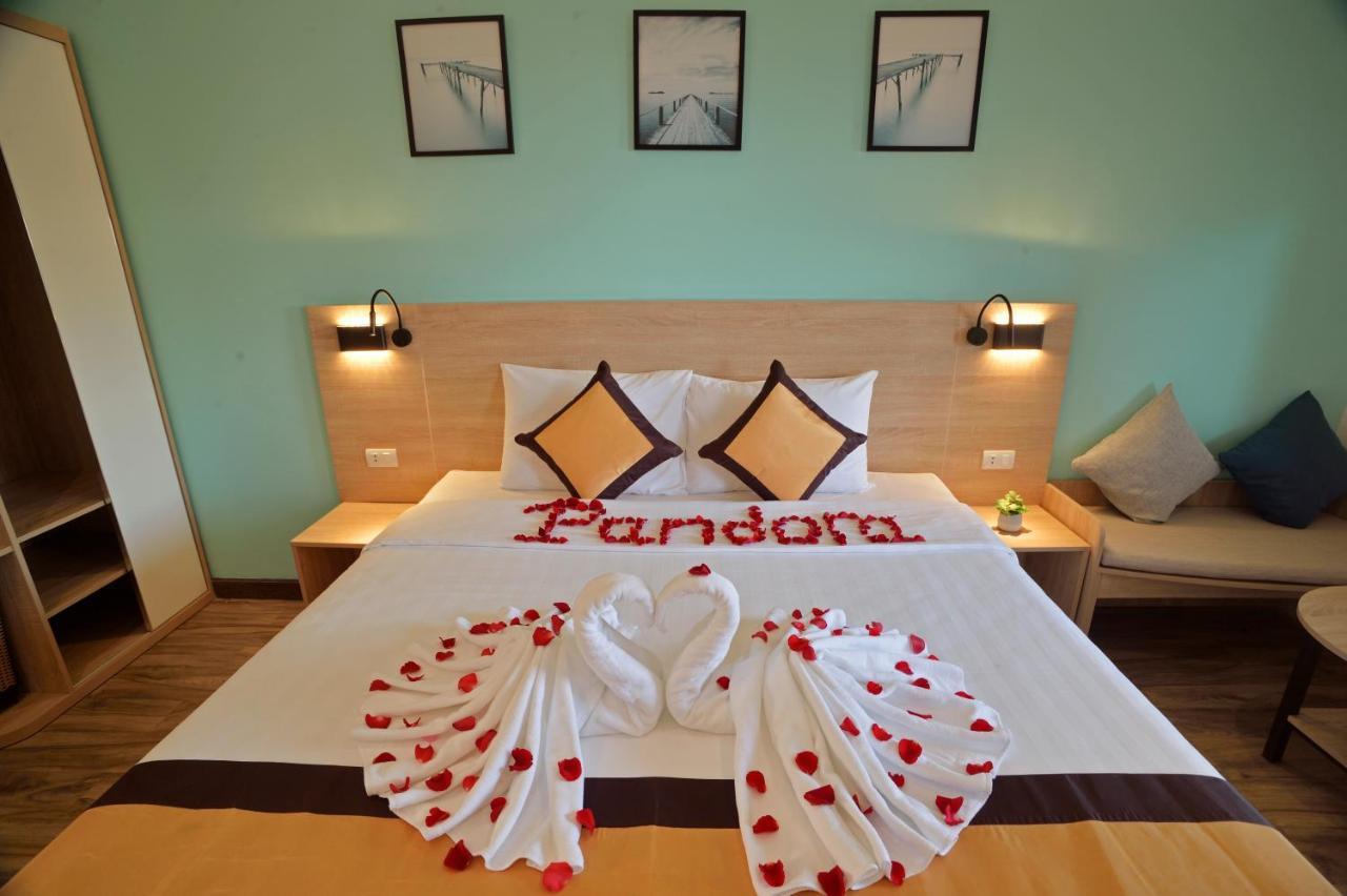 Pandora Saigon Hotel โฮจิมินห์ซิตี้ ภายนอก รูปภาพ